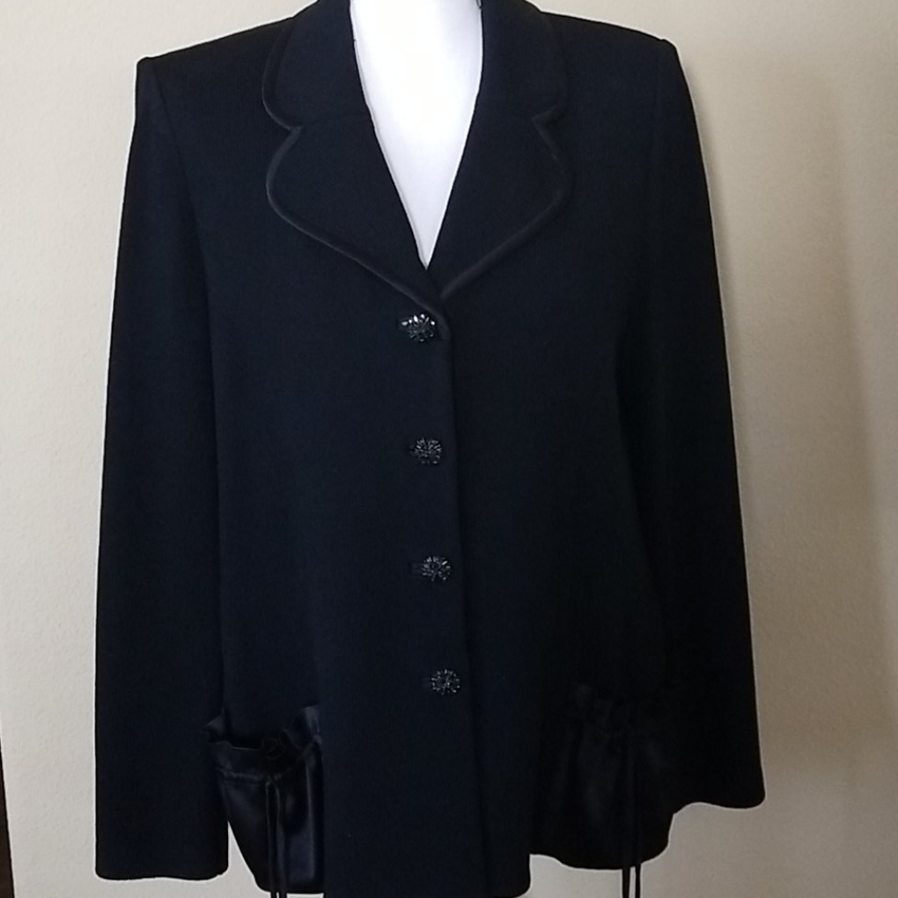 St. John Evening knit/satin jacket